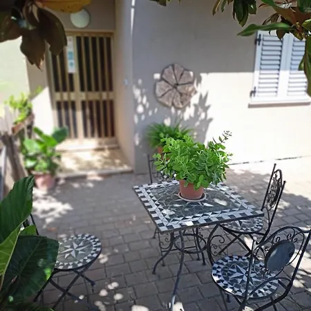 Marco - Con Bagno Privato Vicino Al Centro 福利尼奥