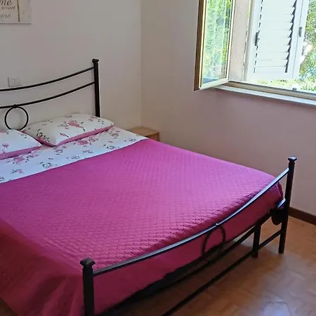 Marco - Con Bagno Privato Vicino Al Centro Апартаменты *